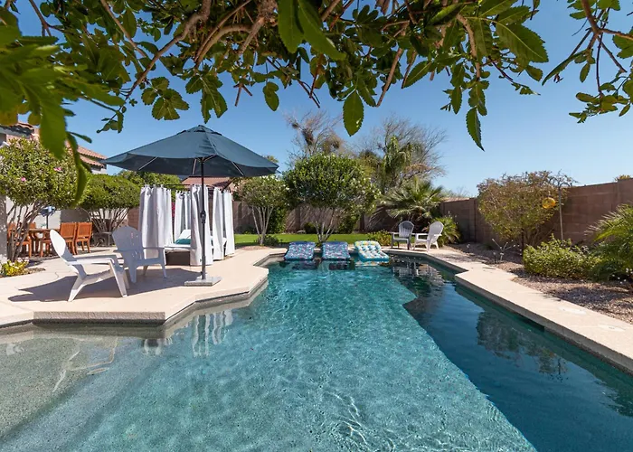 Desert Oasis 4bd 3ba, Lux Pool In Mesa, Az