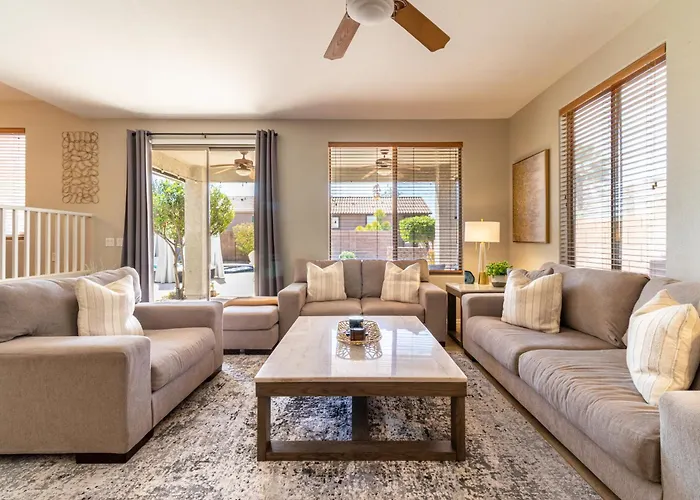 Desert Oasis 4bd 3ba, Lux Pool In Mesa, Az Mesa