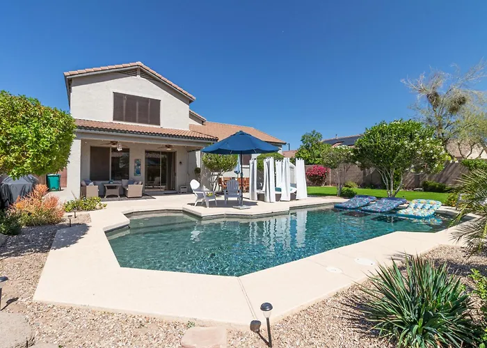 Desert Oasis 4bd 3ba, Lux Pool In Mesa, Az * Mesa